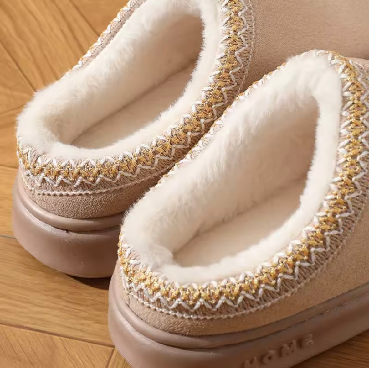 Fluffy Platform Slippers – Plush Winter Comfort (Women)
