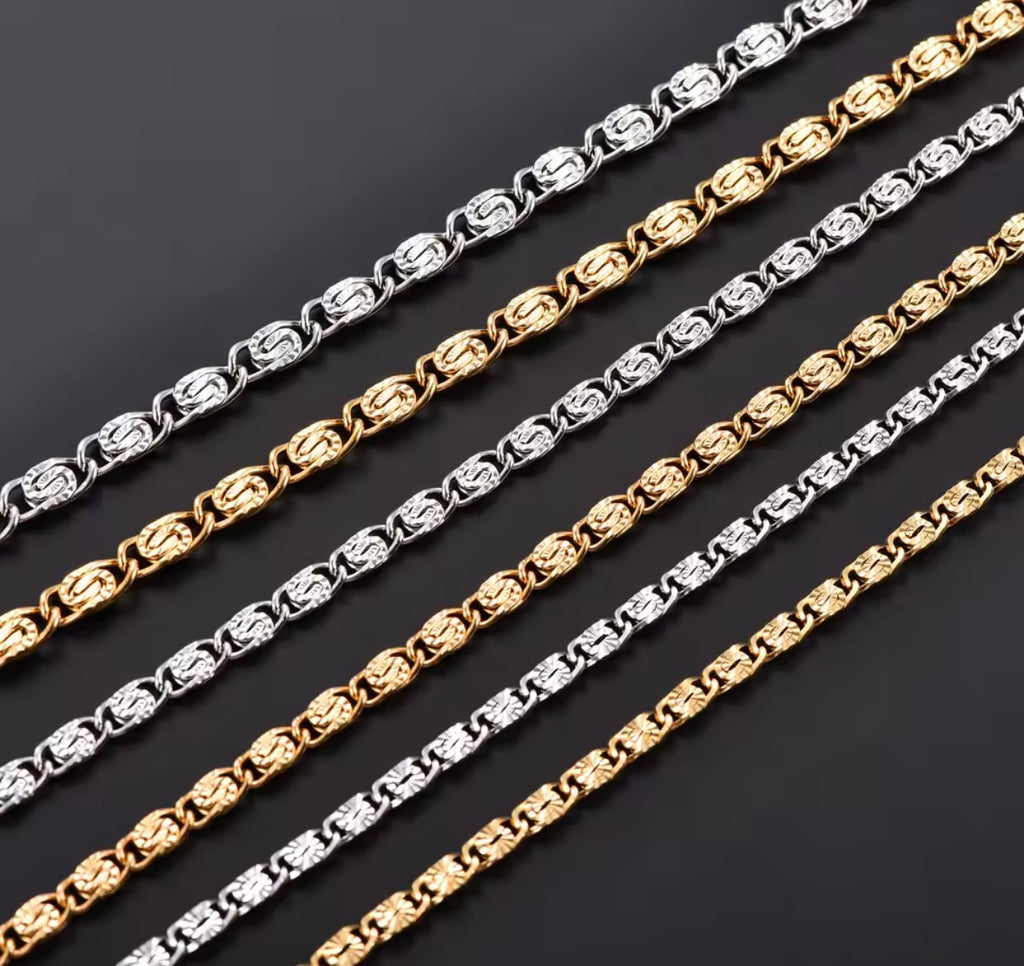 Minimal Paperclip Chain Bracelet – Gold & Silver Stainless Steel