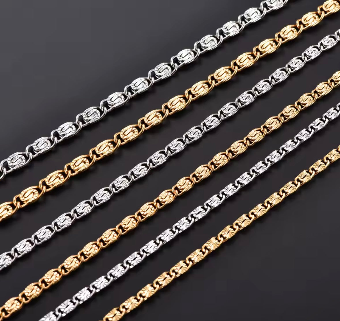 Minimal Paperclip Chain Bracelet – Gold & Silver Stainless Steel